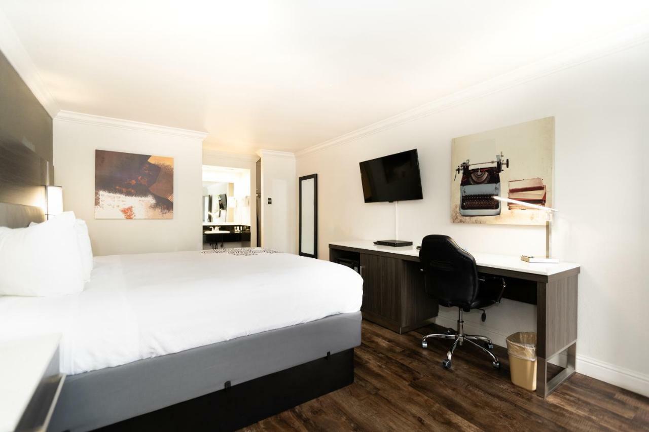Rodeway Inn San Jose Hwy-101 Tully Rd Exit الغرفة الصورة